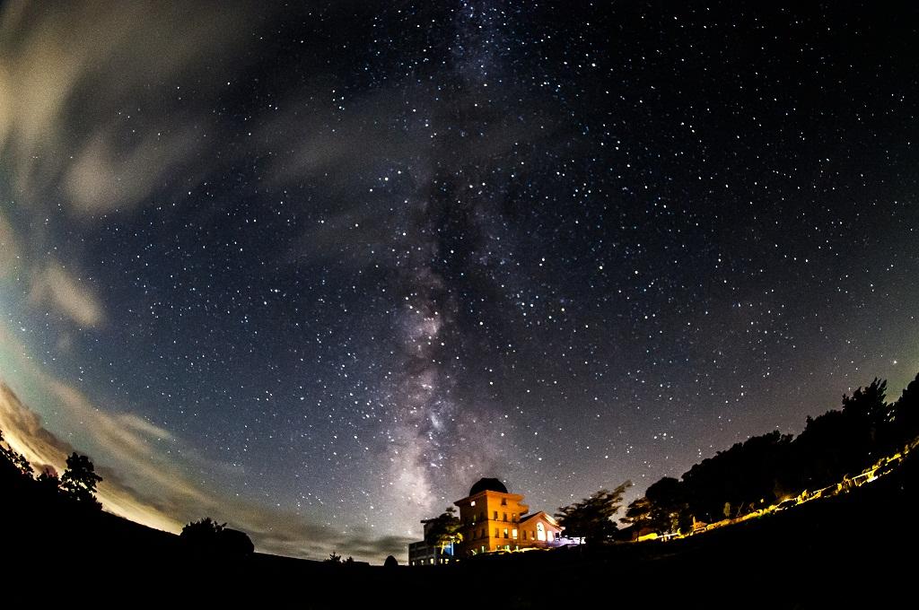 兵庫県　西はりま天文台公園の星空