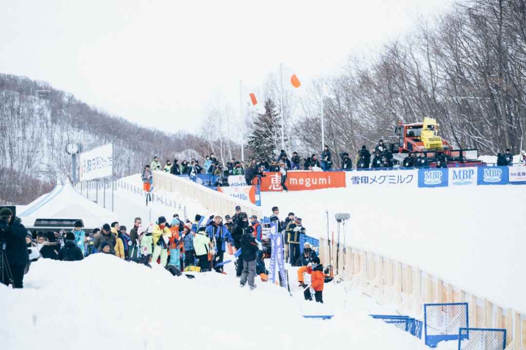 【魅力満点】流し撮りに挑戦！雪印メグミルク杯の撮影に挑戦してきた！