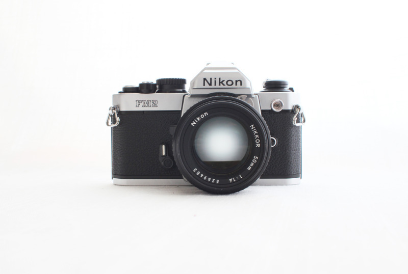 カメラ フィルムカメラ Nikon New FM2』というフィルムカメラを、わかりやすく紹介します 