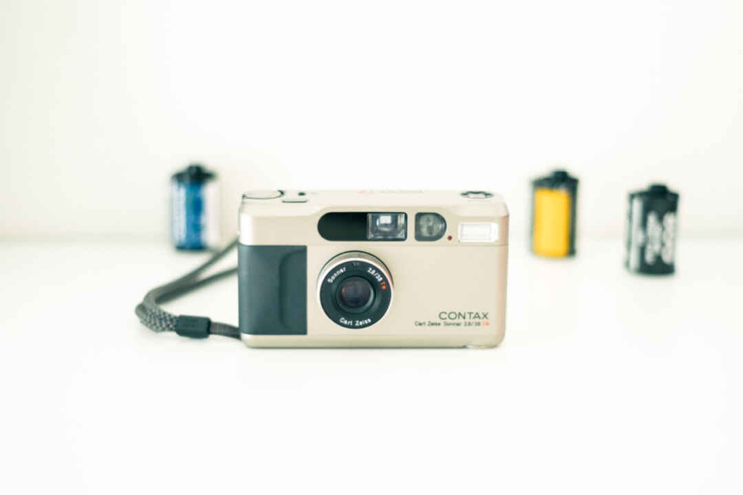 【送料無料】CONTAX T2 コンタックス コンパクトフィルムカメラ